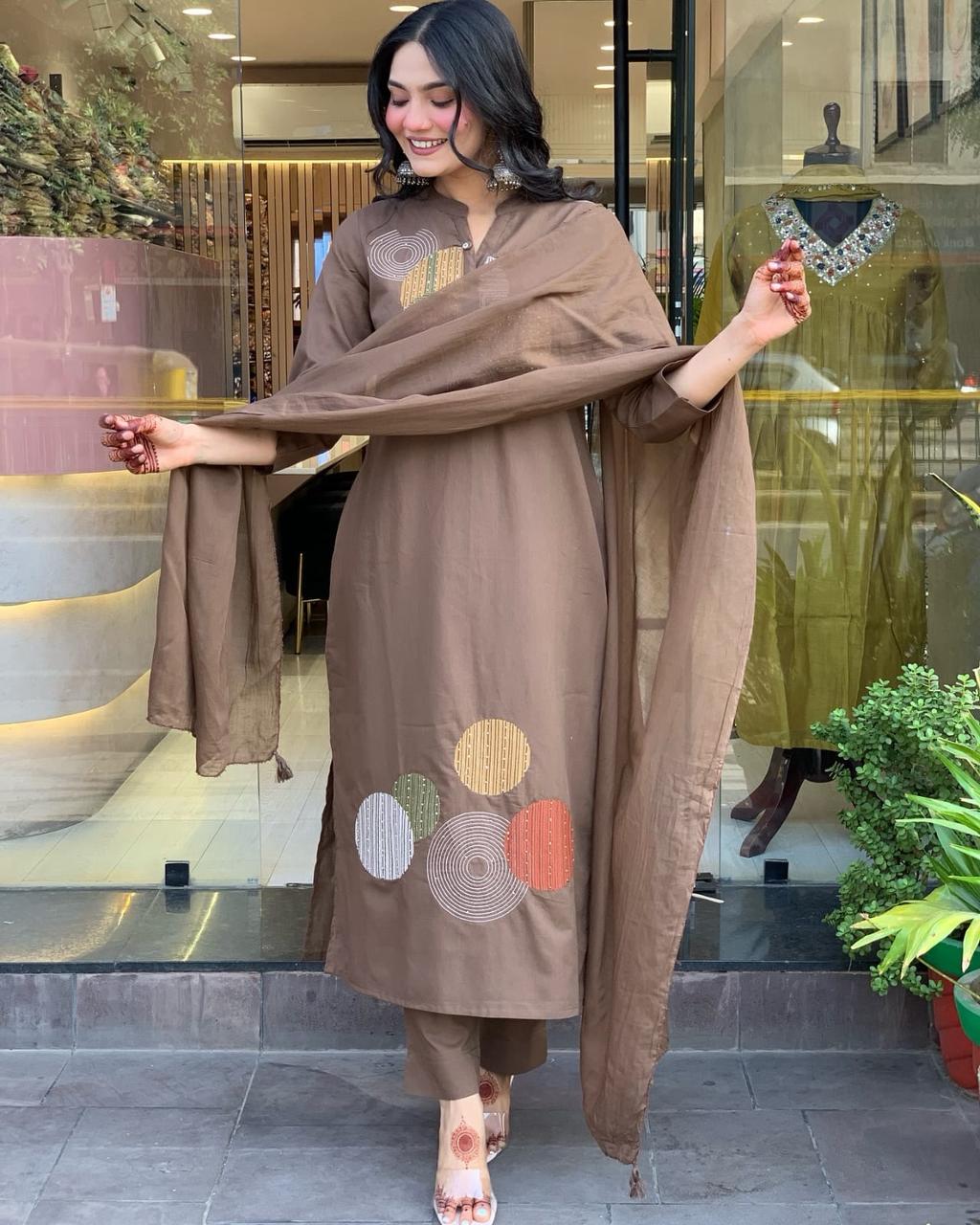 Women’s Embroidered Roman Fabric Kurta Pant Set with Chanderi Silk Dupatta
