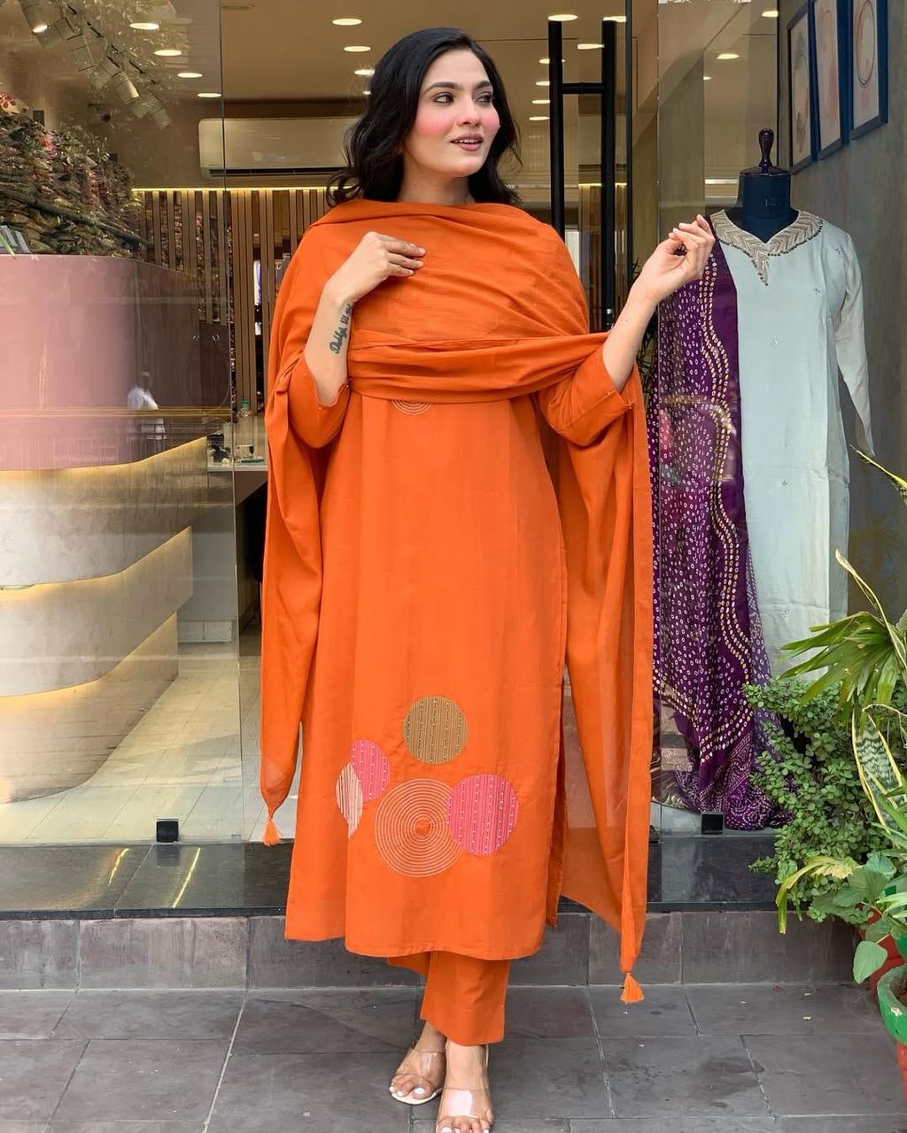 Women’s Embroidered Roman Fabric Kurta Pant Set with Chanderi Silk Dupatta