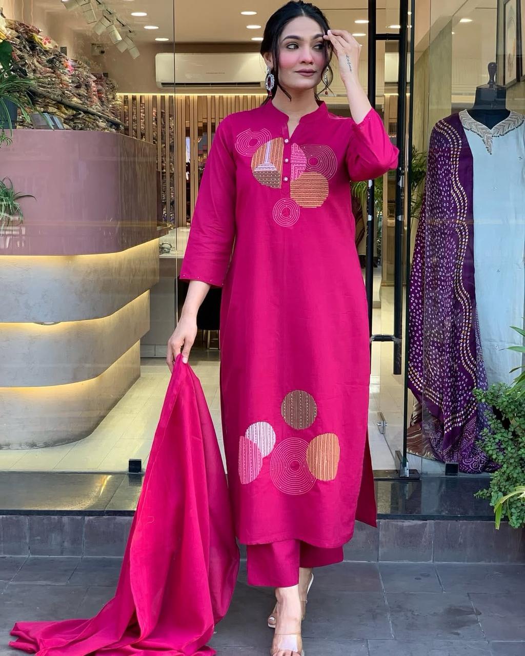 Women’s Embroidered Roman Fabric Kurta Pant Set with Chanderi Silk Dupatta