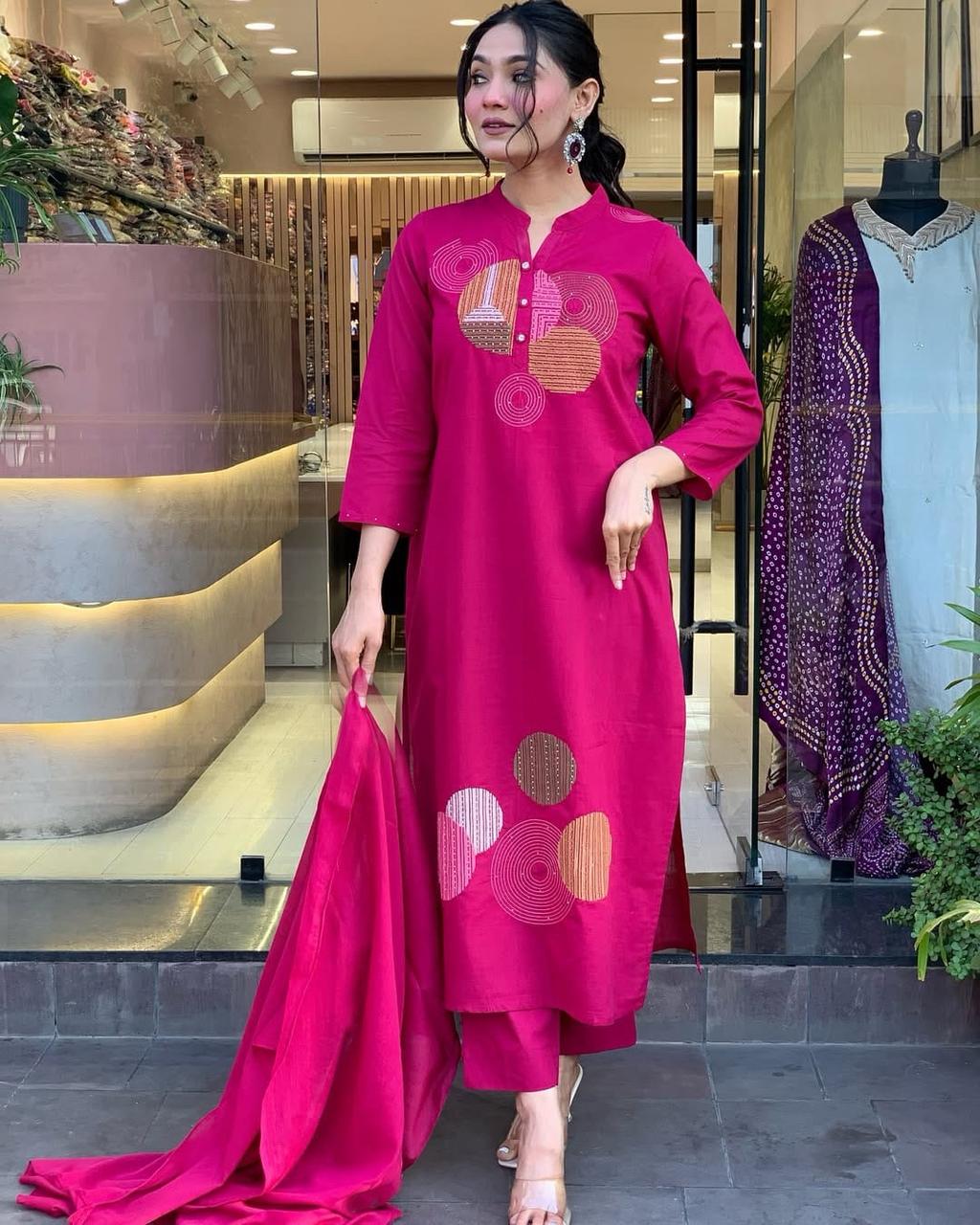 Women’s Embroidered Roman Fabric Kurta Pant Set with Chanderi Silk Dupatta