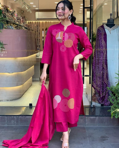 Women’s Embroidered Roman Fabric Kurta Pant Set with Chanderi Silk Dupatta