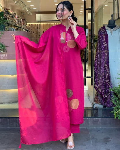 Women’s Embroidered Roman Fabric Kurta Pant Set with Chanderi Silk Dupatta